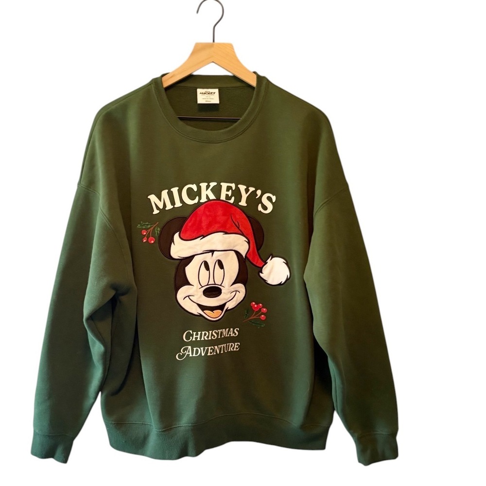 Disney Mickey Mouse Christmas Adventure Green Sweatshirt Mens M